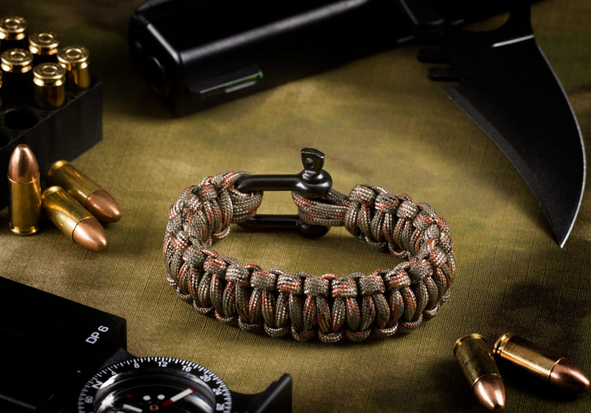 Invader Gear Shackle Bracelet - OD Camo