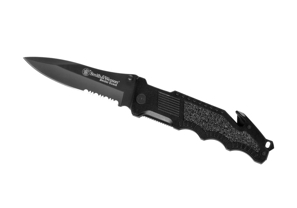 Smith & Wesson Border Guard SWBG1S Serrated Folder - Black