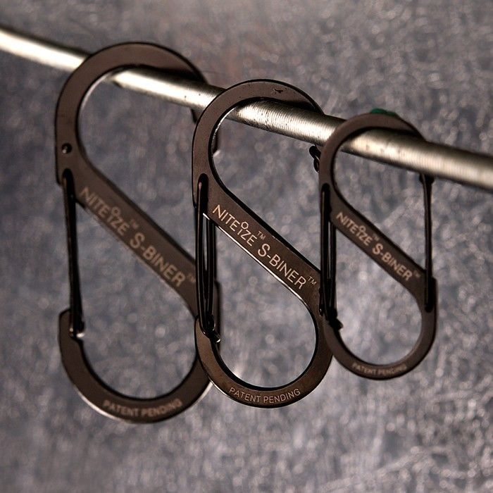 Accessoires - Nite Ize | S-Biner® Stainless Steel Dual Carabiner - outpost-shop.com