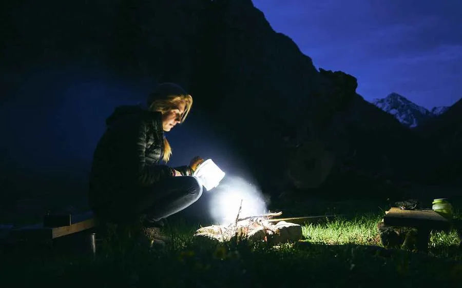 BioLite Luci Charge 150 - lanterne solaire et chargeur