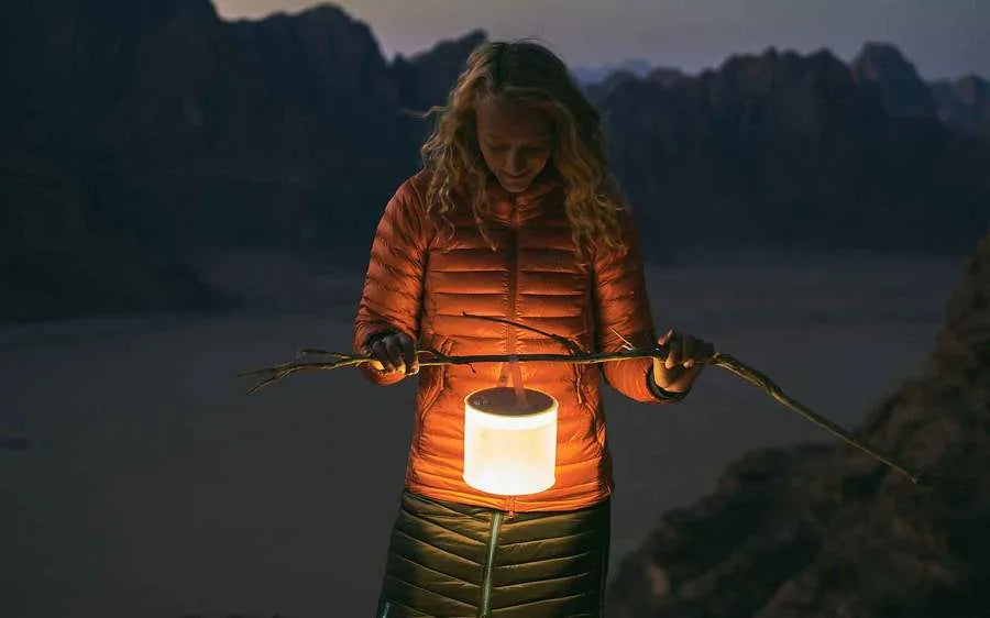 BioLite Luci Charge 360 - lanterne solaire et chargeur