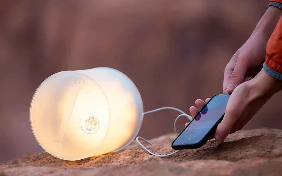 BioLite Luci Charge 360 - lanterne solaire et chargeur