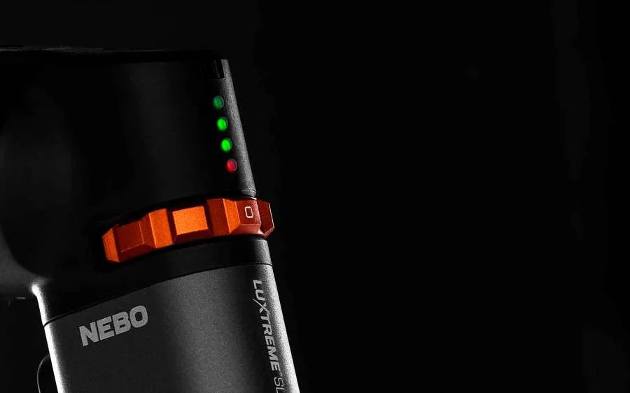 Nebo Luxtreme SL25R - projecteur rechargeable 500 lm portée 400 m