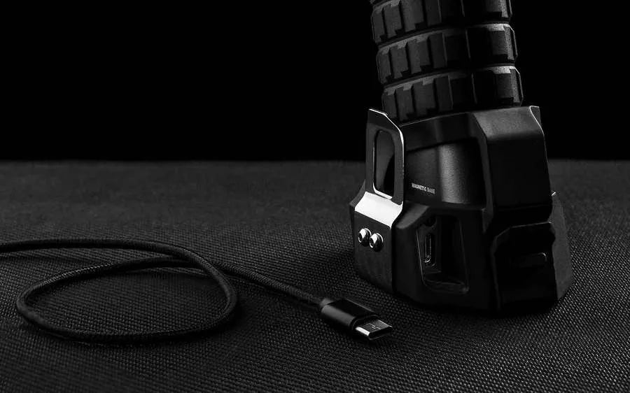 Nebo Luxtreme SL75 - projecteur rechargeable portée 1300 m