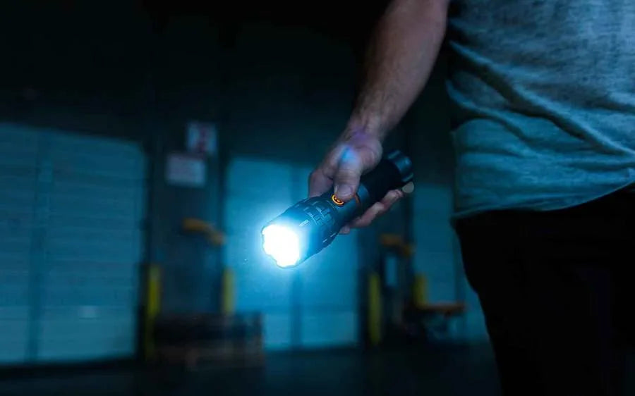 Nebo Slyde King 4K - lampe torche et lampe de travail 4000 lm