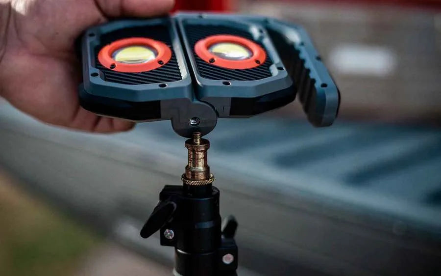 Nebo Omni 3K - lampe de travail rechargeable 3000 lm