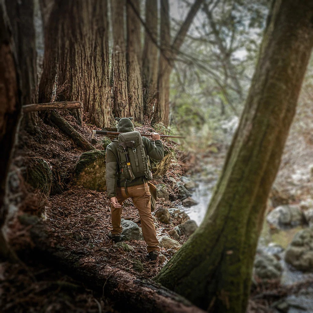 Sacs à dos 20 à 30 litres - GRR x PDW | WUULF Pack 24L - outpost-shop.com