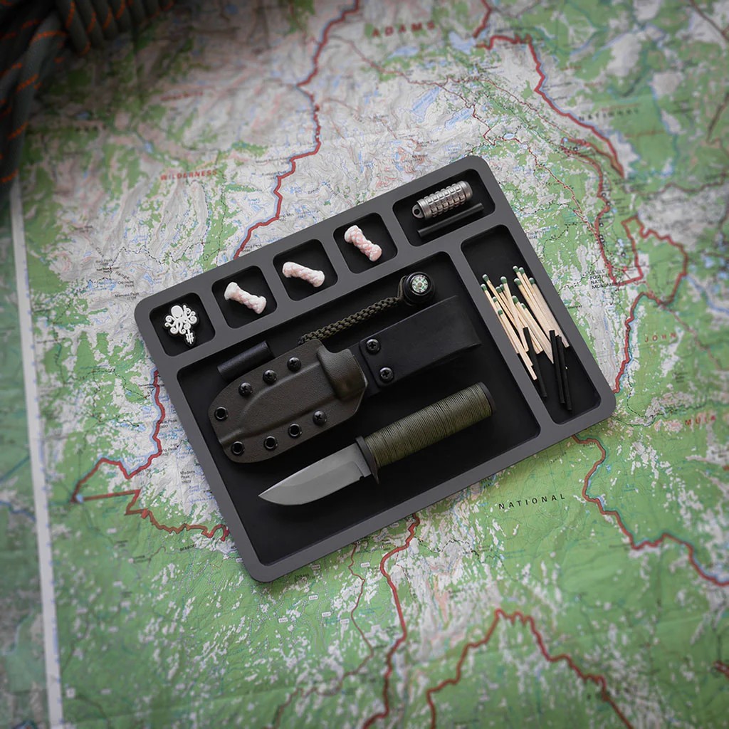 ÉQUIPEMENTS - Prometheus Design Werx | SPD Desktop Half Mat - outpost-shop.com