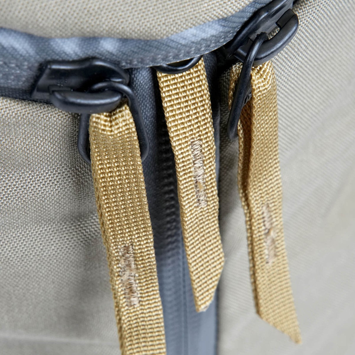 Sacs à dos 20 à 30 litres - Mystery Ranch | Catalyst 22 - outpost-shop.com