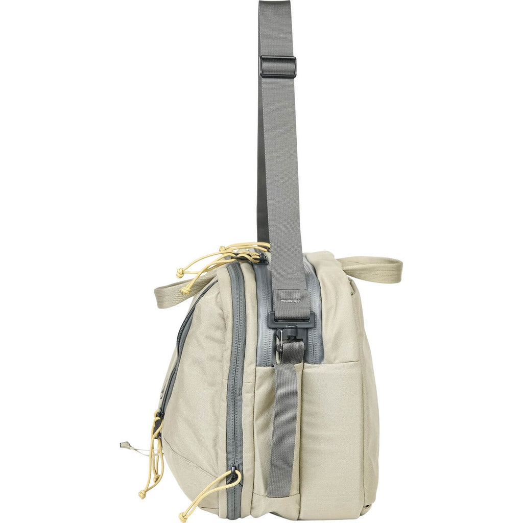 Sacs à dos 20 litres et moins - Mystery Ranch | 3 Way 18 Expandable Briefcase - outpost-shop.com