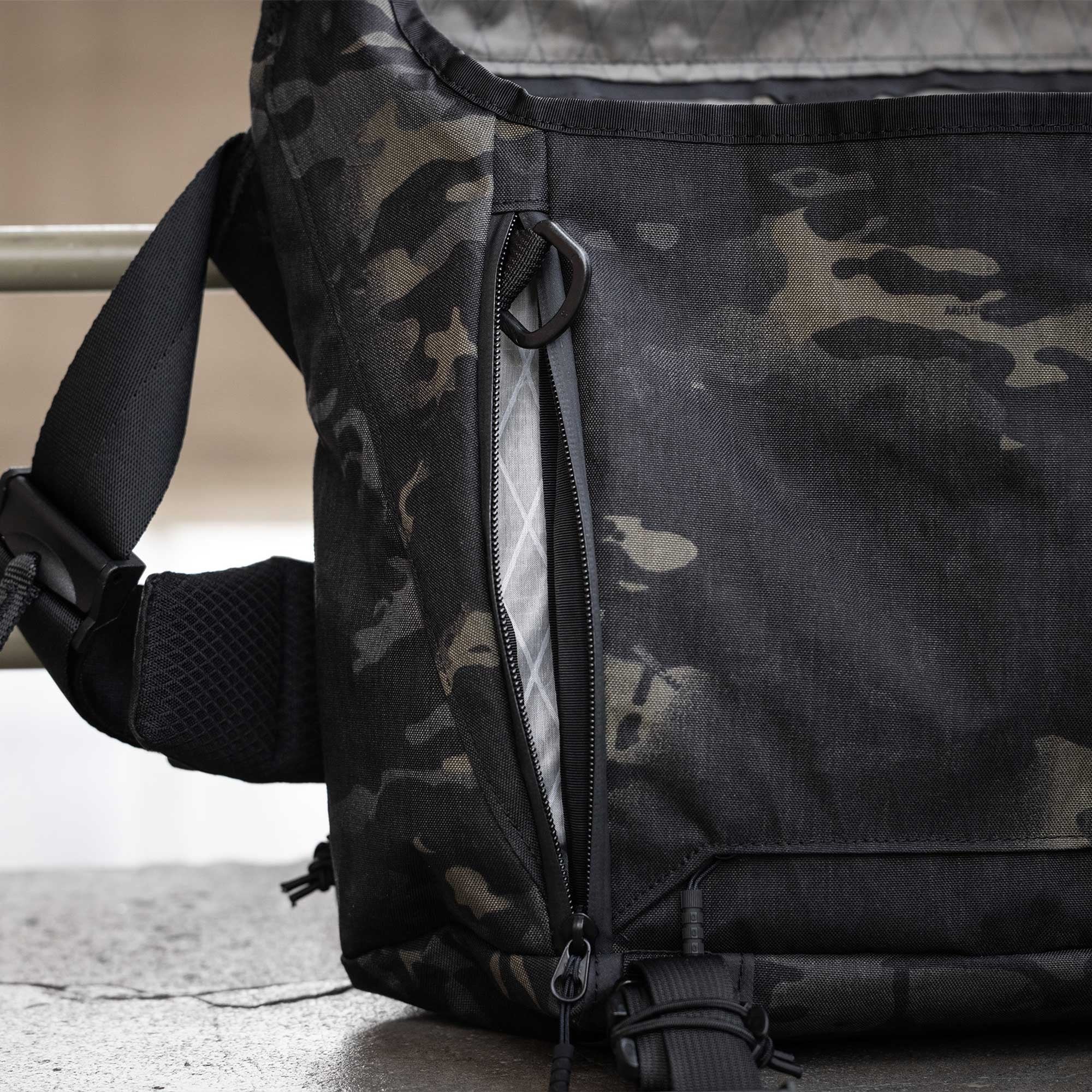 Sacs à dos 20 litres et moins - Triple Aught Design | Parallax Messenger Bag 15L X50 - outpost-shop.com