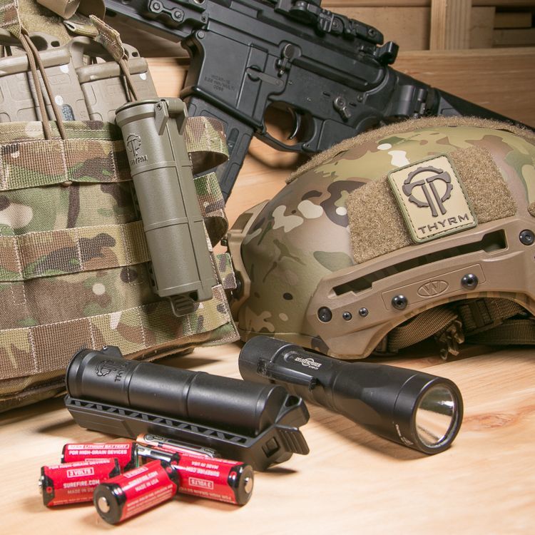 Piles, batteries et chargeurs - Thyrm | CellVault XL Battery Storage - outpost-shop.com