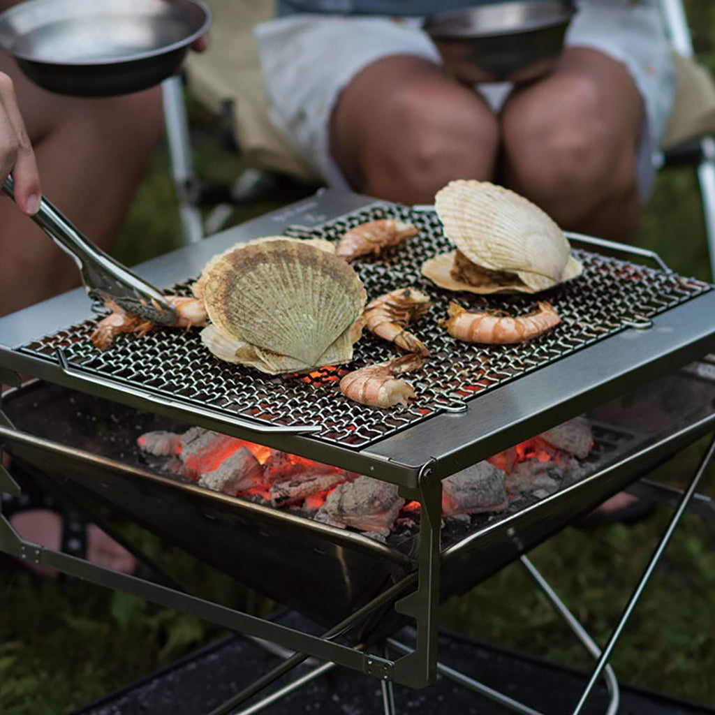 Grille Snow Peak Fireplace Grill (M) en inox
