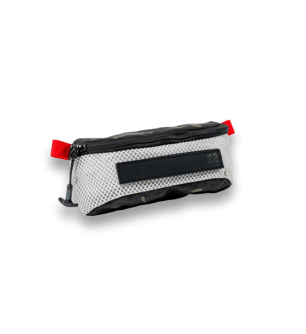 MonoMesh Mini Pouch STEP 22 Gear