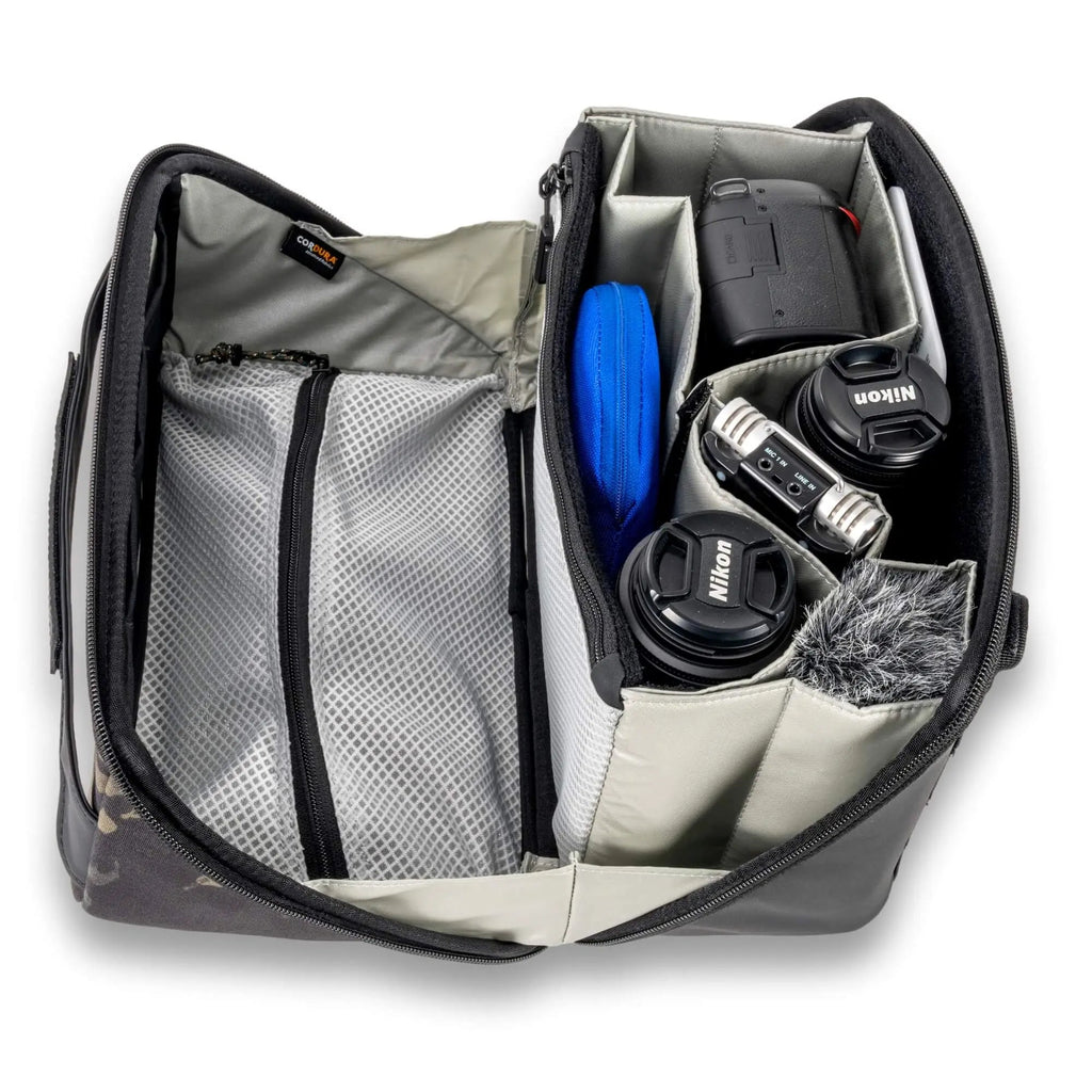 Tenkile™ Grande Tech Pouch STEP 22 Gear