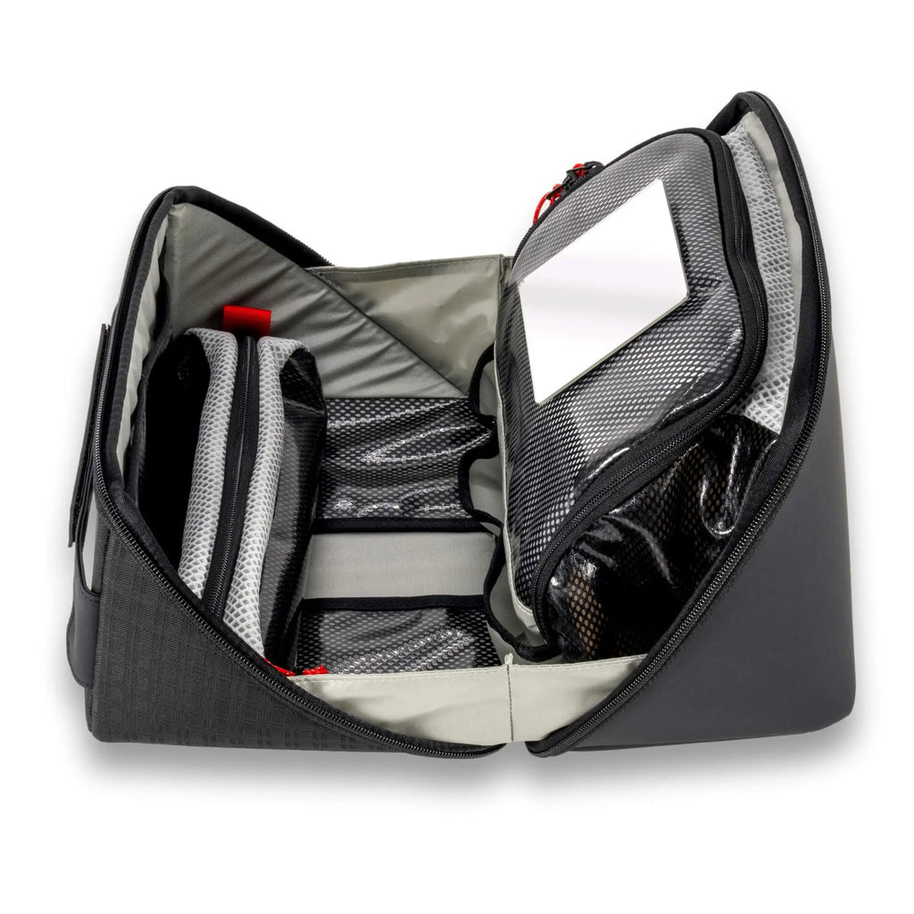 Tortoise™ Grande Toiletry Bag STEP 22 Gear