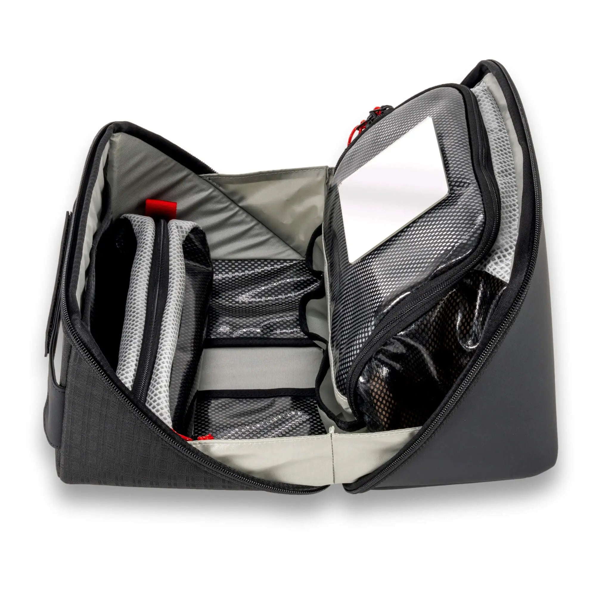 Tortoise™ Grande Toiletry Bag STEP 22 Gear