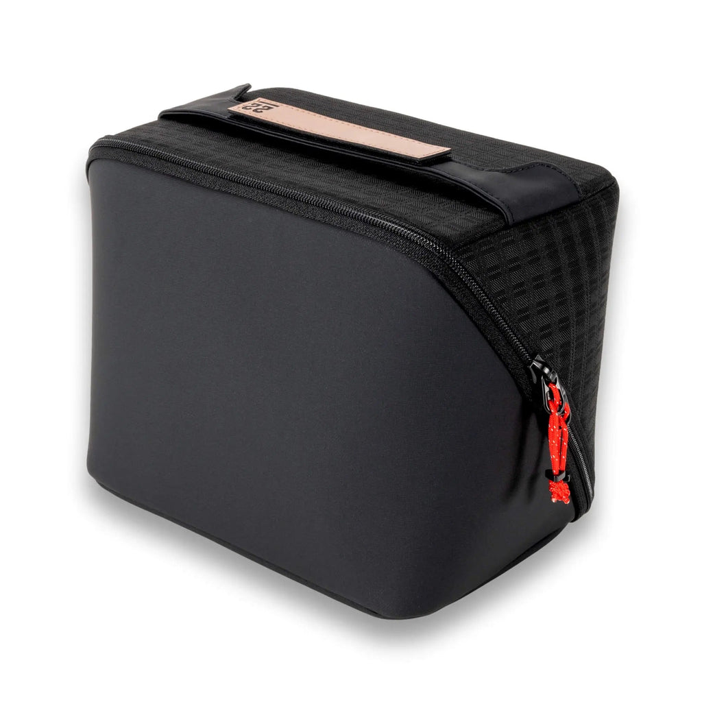Tortoise™ Grande Toiletry Bag STEP 22 Gear