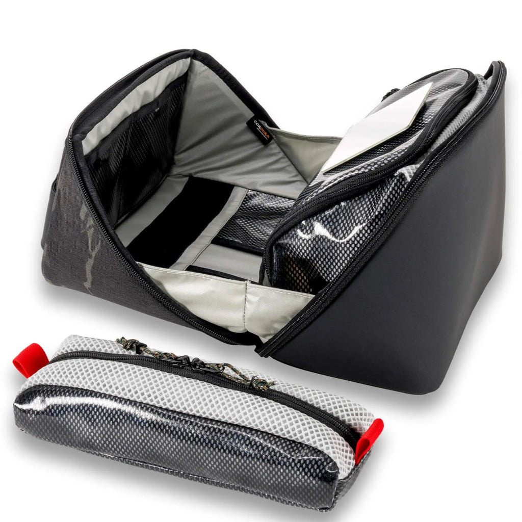 Tortoise™ Grande Toiletry Bag STEP 22 Gear