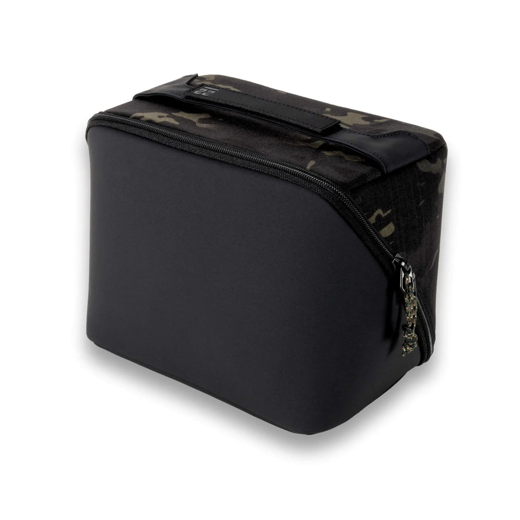 Tortoise™ Grande Toiletry Bag STEP 22 Gear