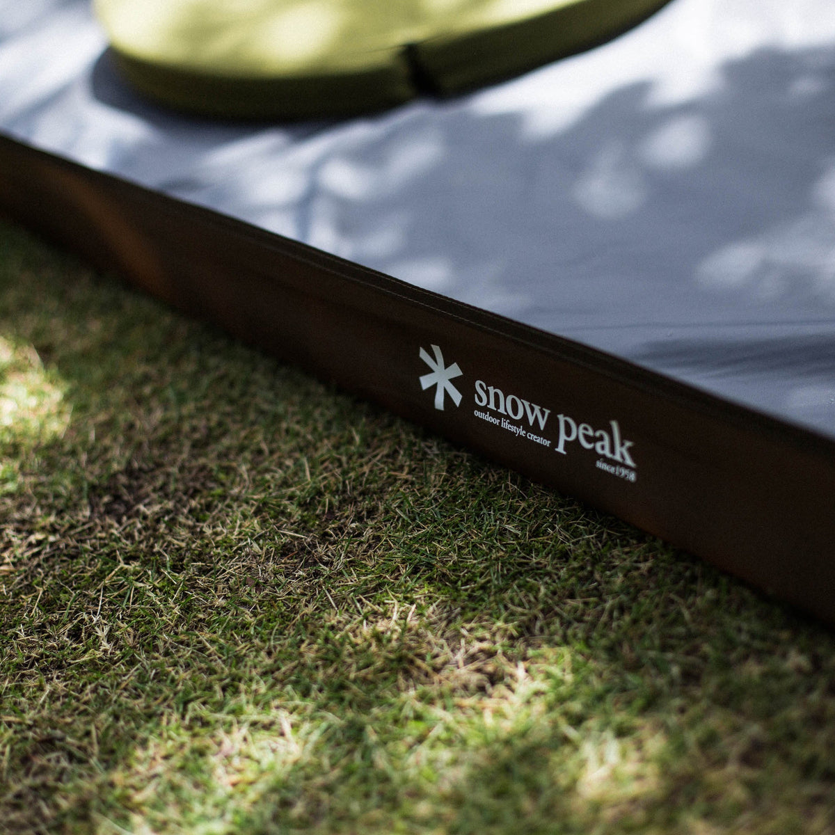 Tapis de sol à rebords Snow Peak Living Sheet