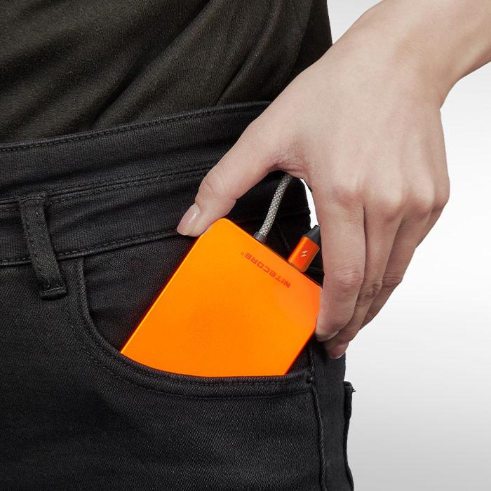 Batterie externe magnétique Nitecore Pocket 5 5000 mAh - Orange