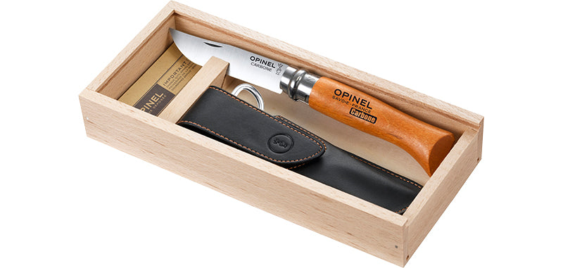 Couteau Opinel N°08 en coffret plumier avec étui cuir - Carbone, hêtre