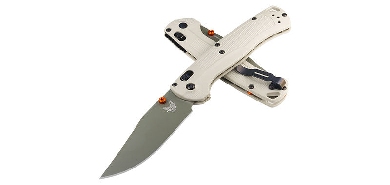 Couteau pliant Benchmade Taggedout - Manche grivory tan, lame verte, Elmax, lame de 89 mm