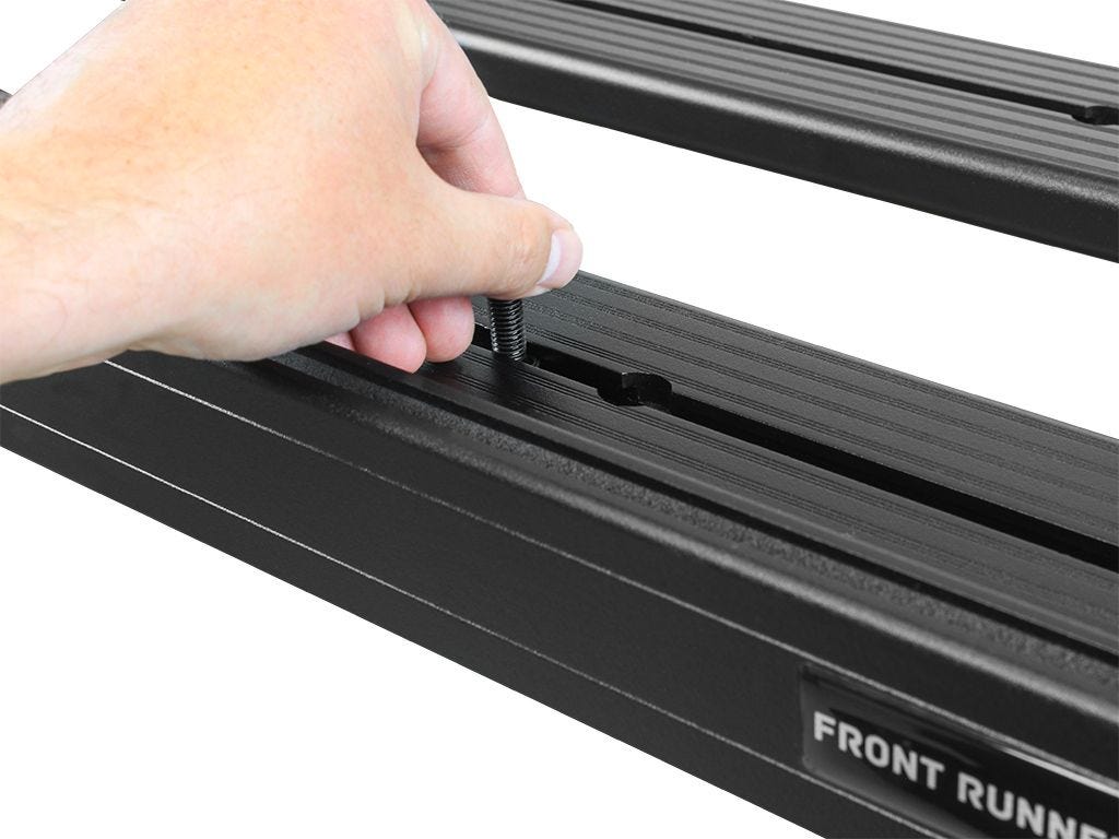 Galerie de toit pour Mahindra Scorpio (2022 et suivantes), g