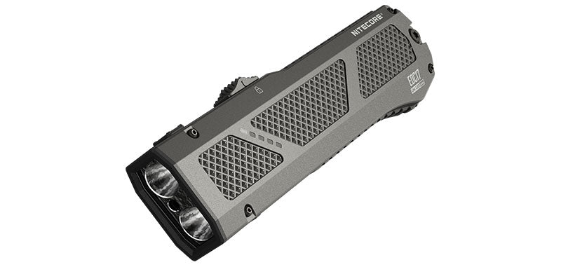 Lampe torche EDC Nitecore EDC17 lumière, UV et laser