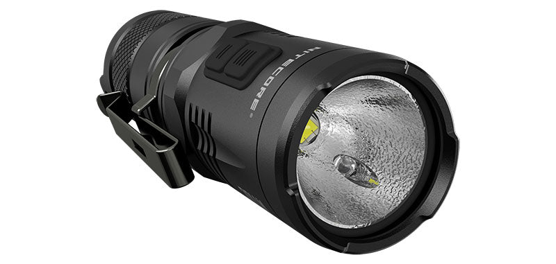 Lampe torche Nitecore MT10C 920 lumens lumière rouge