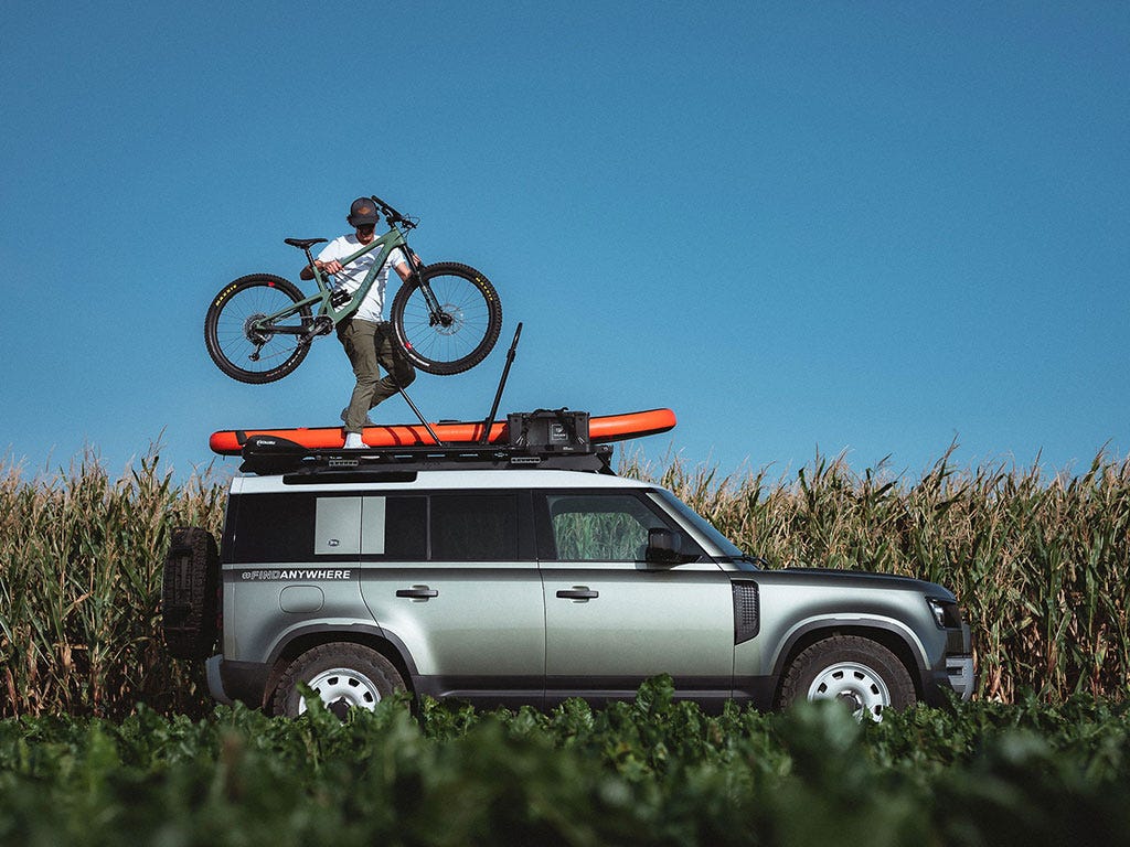 Support de vélo pour galerie de toit, Pro, roues en place