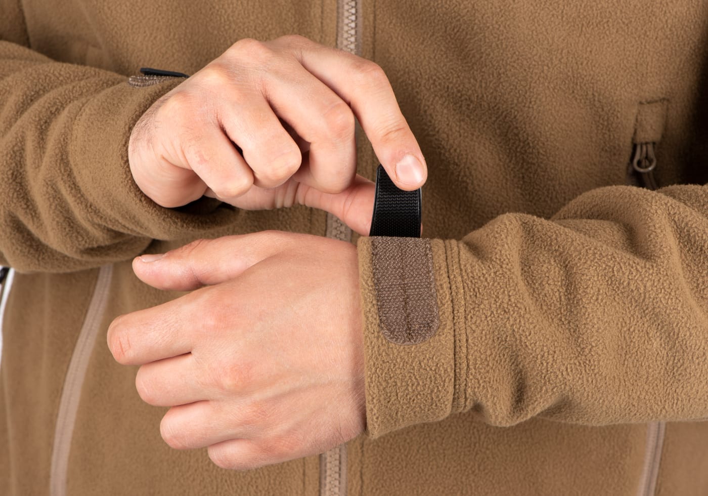 Outrider Tactical en situation : Outrider T.O.R.D. Windblock Fleece Hoody AR