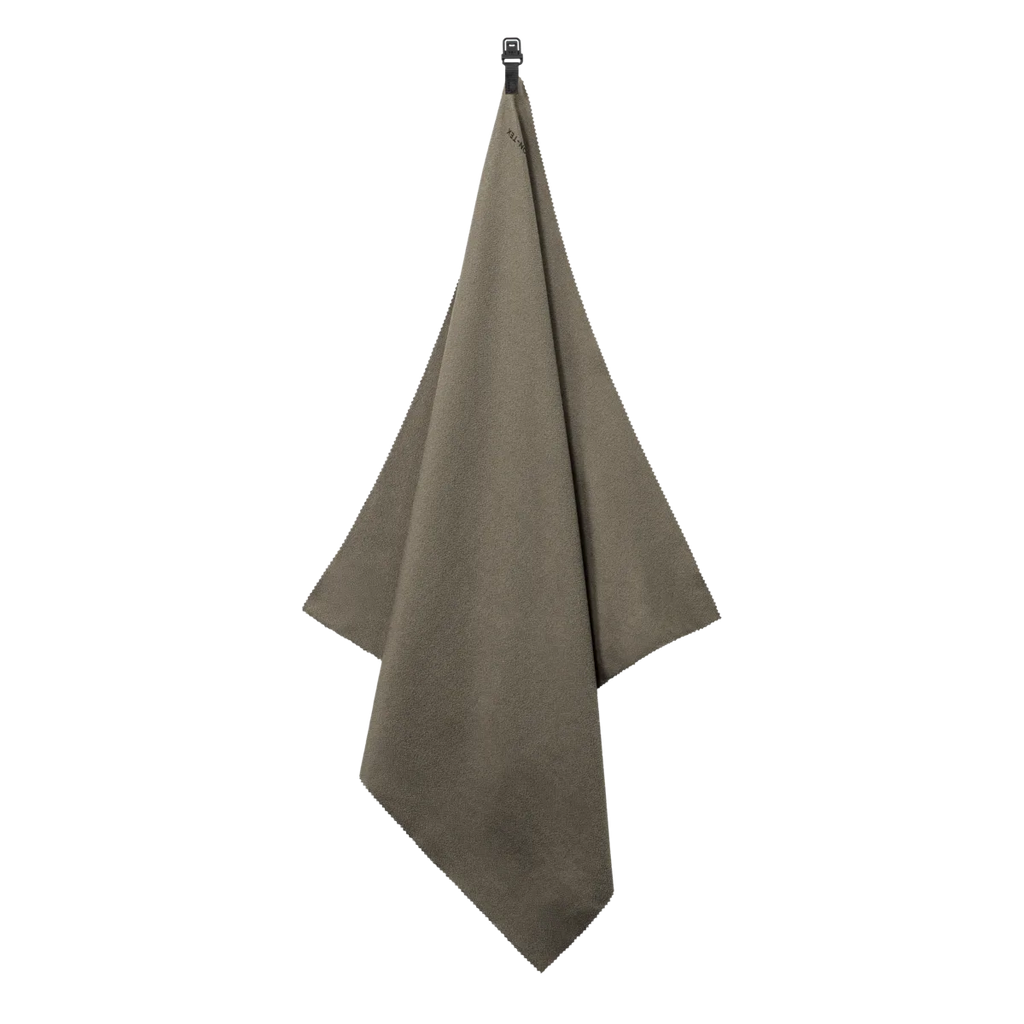 Serviette de campagne Field Towel S - Olive Green